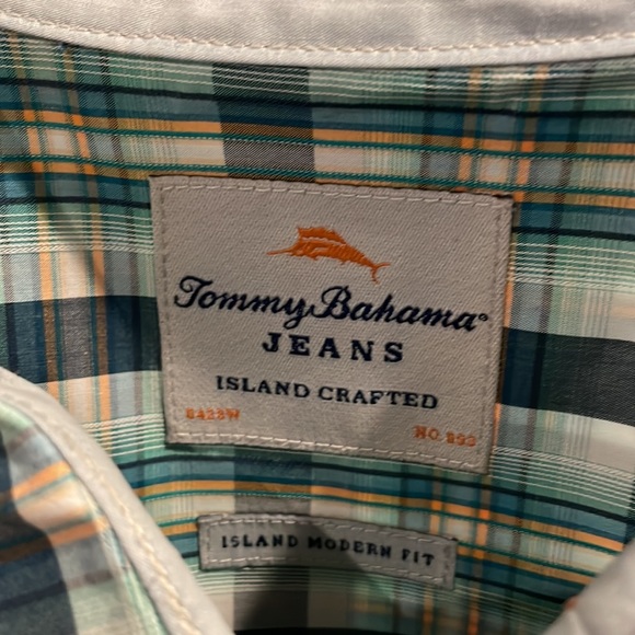Tommy Bahama mens 2x shirt - Picture 3 of 8